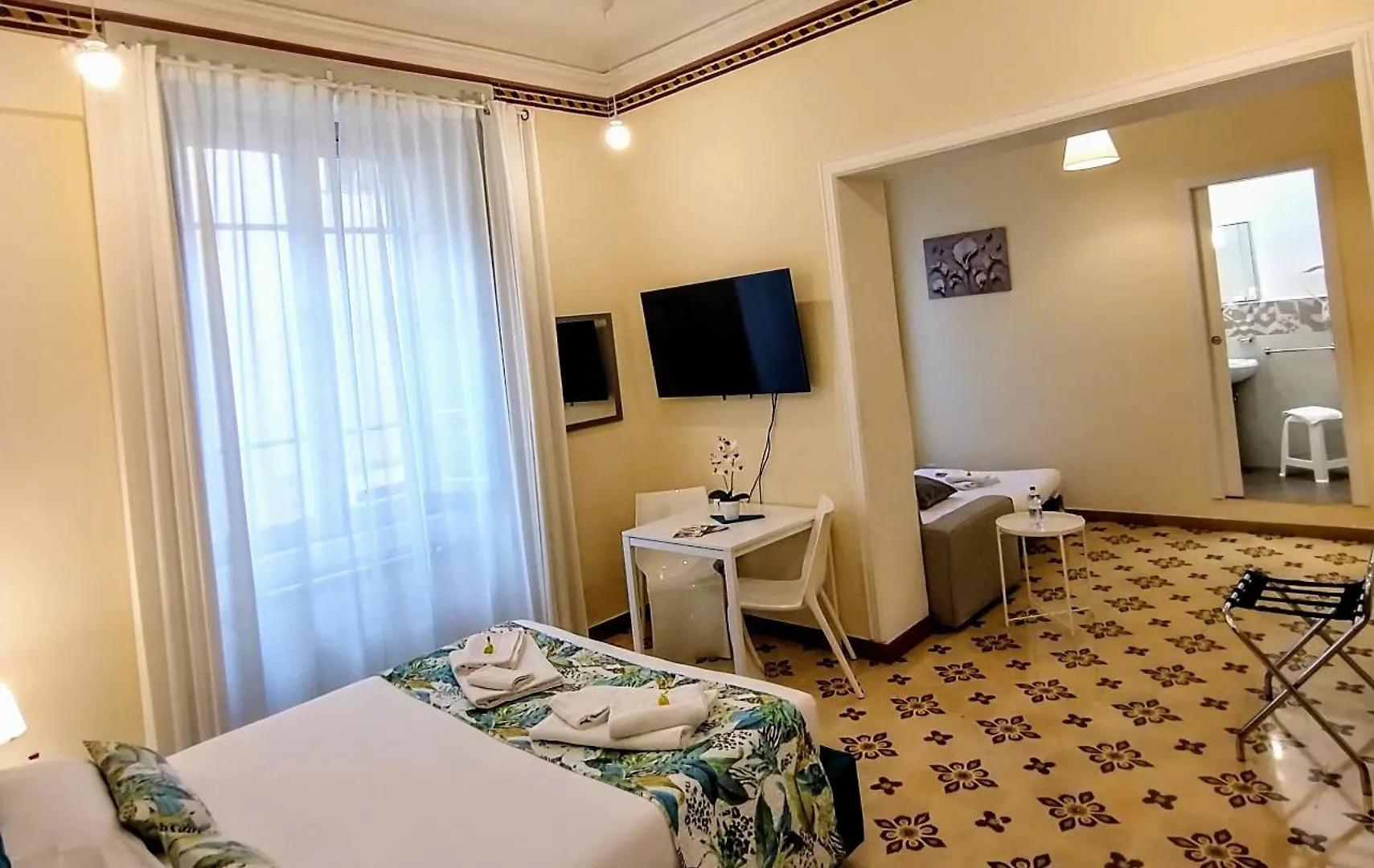 Suleima B&B Messina Centro 0*,
